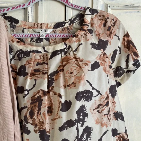 LOT Cabi pink petal jacket 6 & SS silk blouse M & ruched tank M - Picture 3 of 4